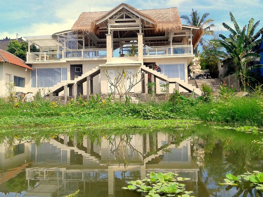 Barn N Bunk Hotel Gianyar  Ngoại thất bức ảnh