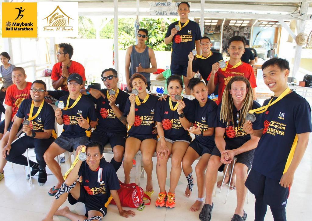 Barn N Bunk Hotel Gianyar  Ngoại thất bức ảnh