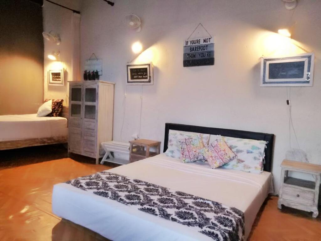 Barn N Bunk Hotel Gianyar  Ngoại thất bức ảnh