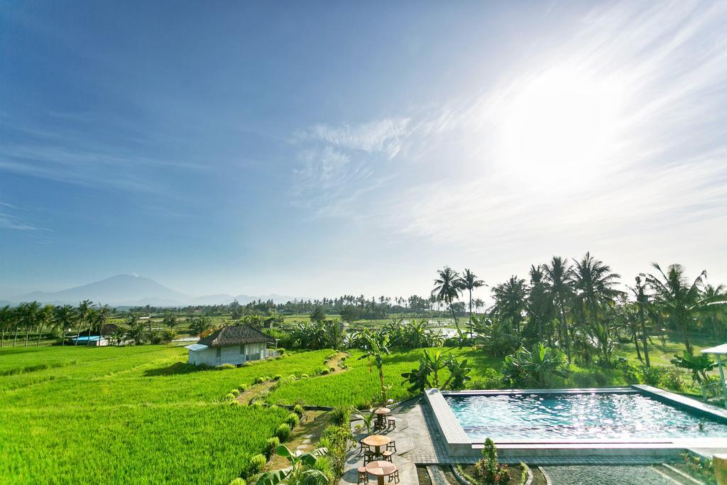 Barn N Bunk Hotel Gianyar  Ngoại thất bức ảnh