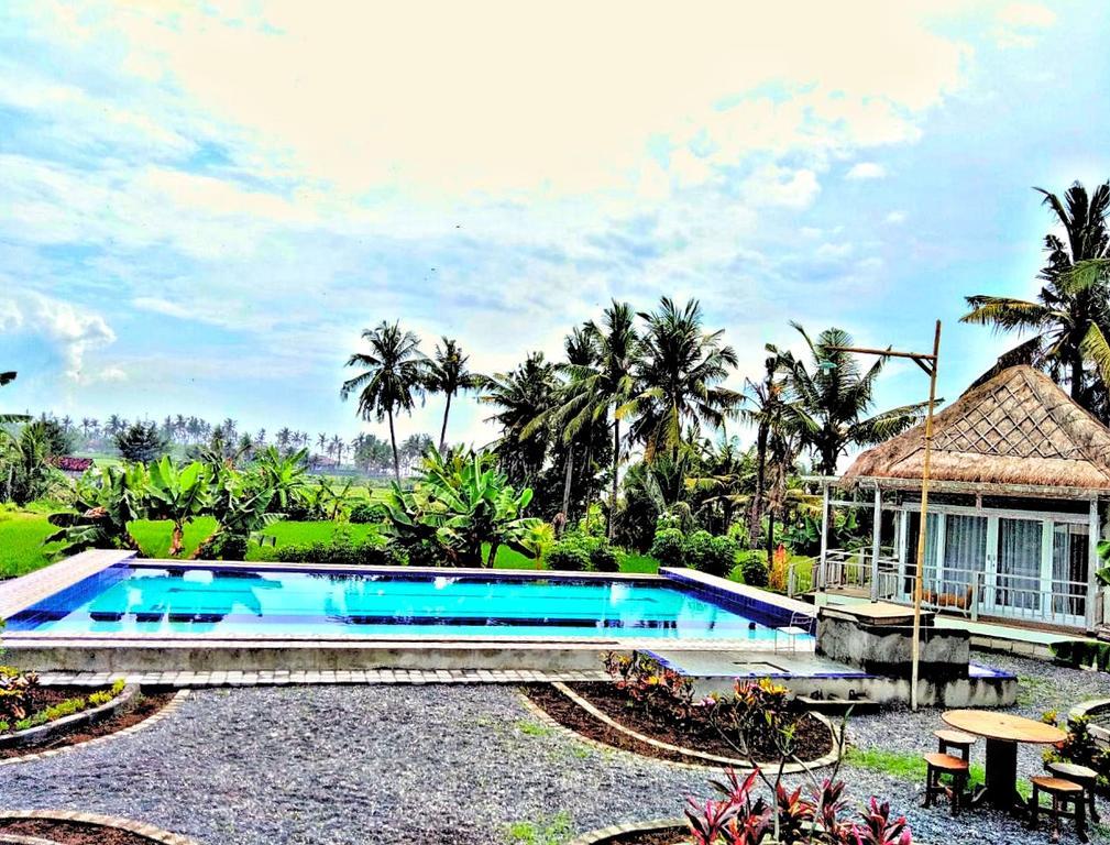 Barn N Bunk Hotel Gianyar  Ngoại thất bức ảnh